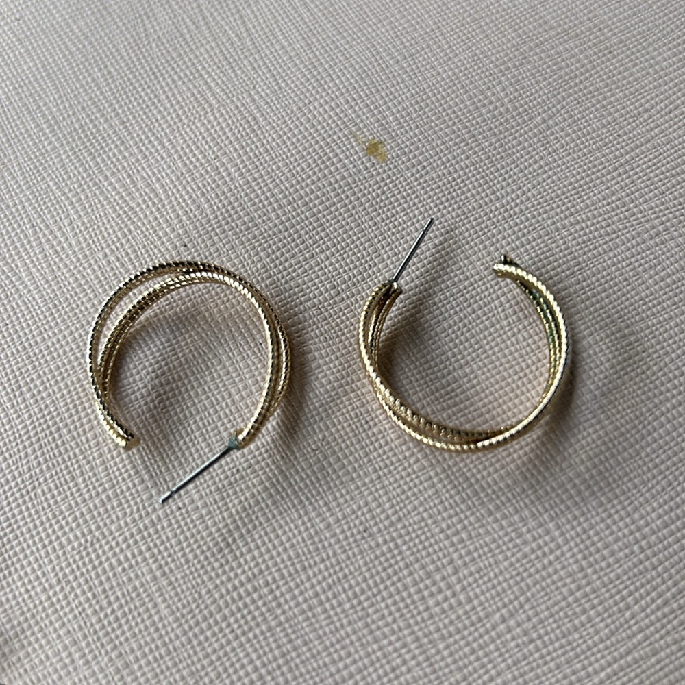 Ring earring - Picture 2 of 2
